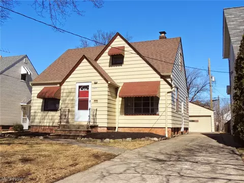 21651 Ivan, Euclid, OH 44123