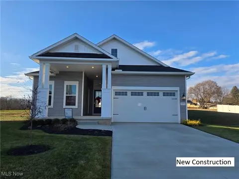 6895 Heritage Park Ave NW, Massillon, OH 44646