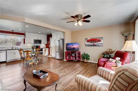 Living - 68 Abbott St, Wakeman, OH 44889 photo 1 of 3