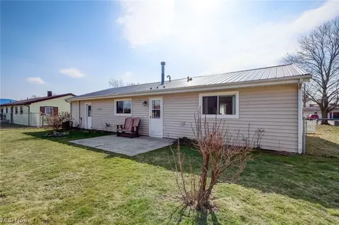 Exterior - 68 Abbott St, Wakeman, OH 44889 photo 4 of 9