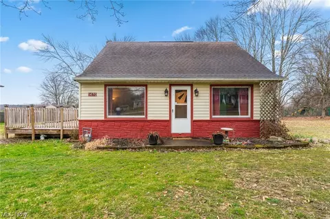1470 Collar Price, Hubbard, OH 44425
