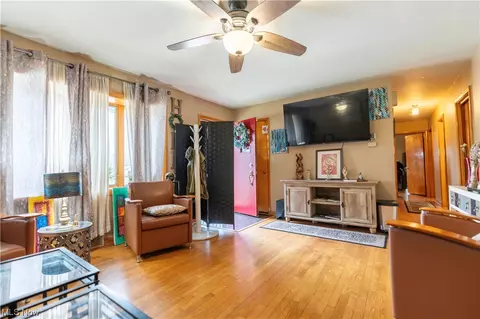Living - 2000 Baker Ave, Akron, OH 44312 photo 3 of 5