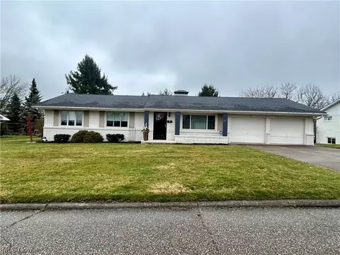 227 Harbel Dr, Saint Clairsville, OH 43950