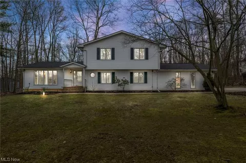 3324 Poe Rd, Medina, OH 44256