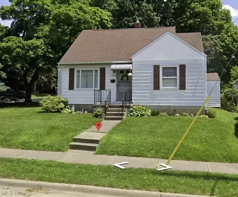 1839 SW 9th St, Akron, OH 44314