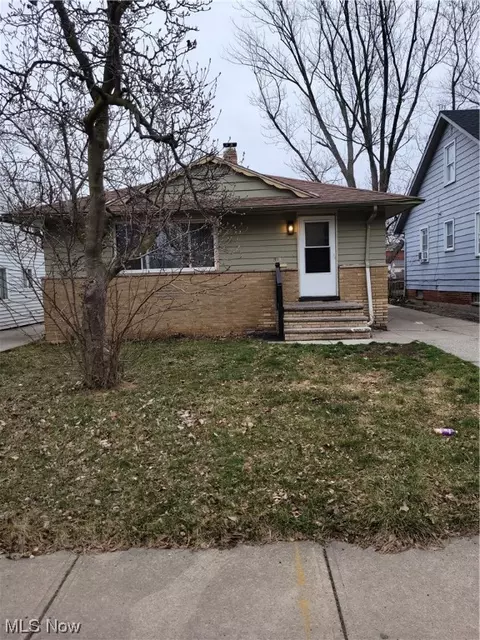 1511 E 193rd St, Euclid, OH 44117