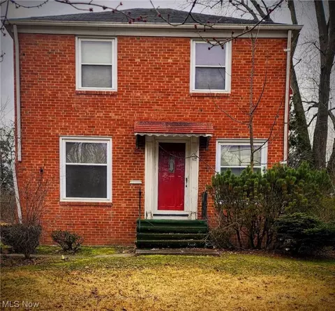 114 Wandle, Bedford, OH 44146