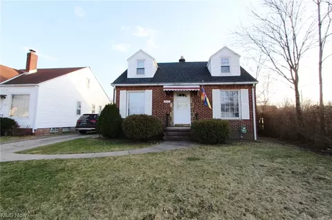 4515 Yorkshire, Parma, OH 44134