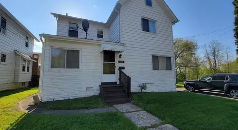 632 Cuyahoga, Akron, OH 44310