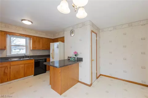 Kitchen - 1801 Ridgewick Dr, Wickliffe, OH 44092 photo 1 of 5