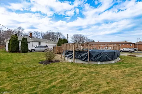 Exterior - 1801 Ridgewick Dr, Wickliffe, OH 44092 photo 7 of 8