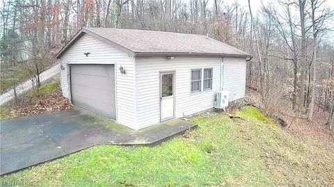 55471 Skyline Dr, Senecaville, OH 43780