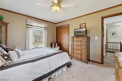 Bedroom - 2712 Gingertree Dr, Ashtabula, OH 44004 photo 3 of 3