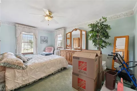 Bedroom - 2712 Gingertree Dr, Ashtabula, OH 44004 photo 2 of 3