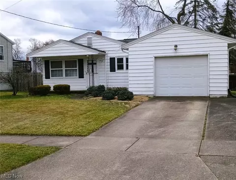 1410 Carey Ave, Akron, OH 44314