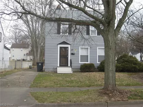1145 Orlando Ave, Akron, OH 44320