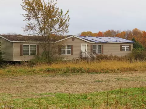 2016 Jasmine Rd NW, Carrollton, OH 44615
