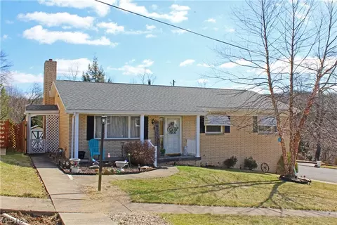 Exterior - 100 E Circle Dr, Weirton, WV 26062 photo 7 of 8