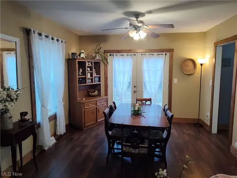 Dining - 5924 Hillcrest Ave, Ashtabula, OH 44004 photo 7 of 8