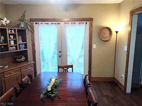 Dining - 5924 Hillcrest Ave, Ashtabula, OH 44004 photo 4 of 8