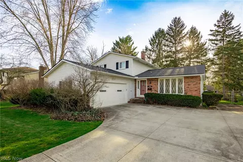 6606 Copley Ave, Solon, OH 44139