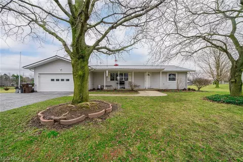815 Ridge Bailey Lakes Rd, Ashland, OH 44805