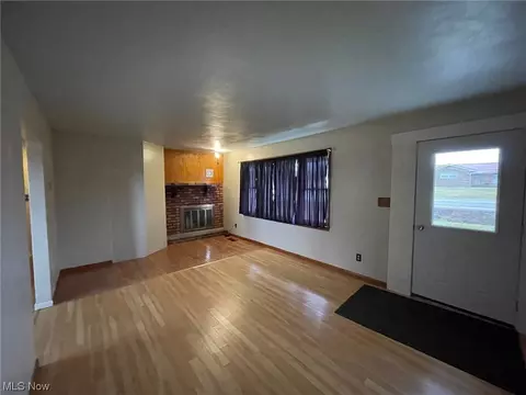 Living - 73797 Freeport Rd, Piedmont, OH 43983 photo 1 of 1
