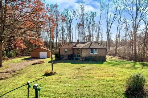 2646 Hayne Rd, Akron, OH 44312