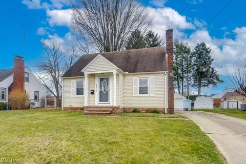 Exterior - 4316 7th NW, Canton, OH 44708 photo 2 of 5