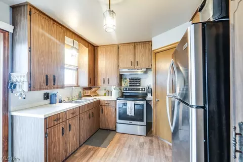 Kitchen - 4316 7th NW, Canton, OH 44708 photo 1 of 2