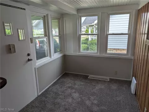 287 E 248th, Euclid, OH 44123 photo 2
