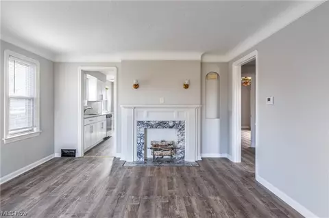 Living - 7409 Brookside Dr, Brooklyn, OH 44144 photo 2 of 2