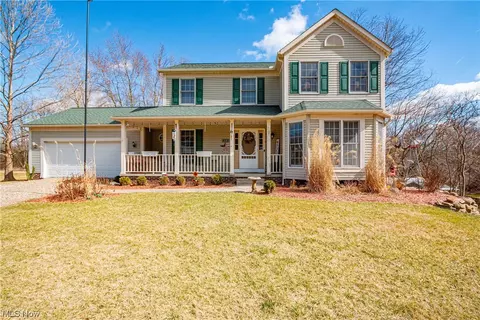 402 N Thomas Rd, Tallmadge, OH 44278