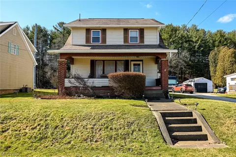 9809 Chestnut SE, East Sparta, OH 44626