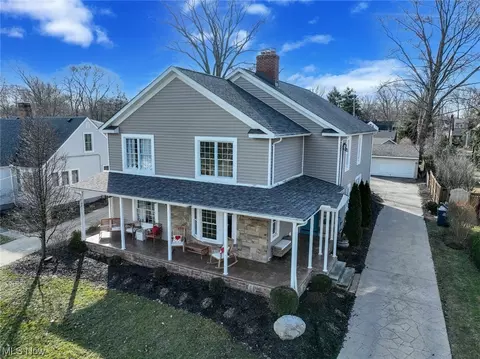 27019 Bruce Rd, Bay Village, OH 44140