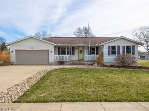 502 Burnett, Dalton, OH 44618