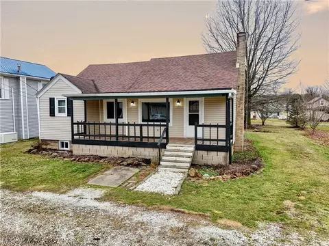 10 N East, Dellroy, OH 44620