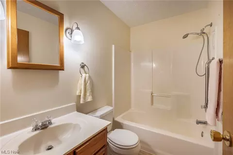 Bath - 325 Hendrix Blvd, Lagrange, OH 44050 photo 1 of 2