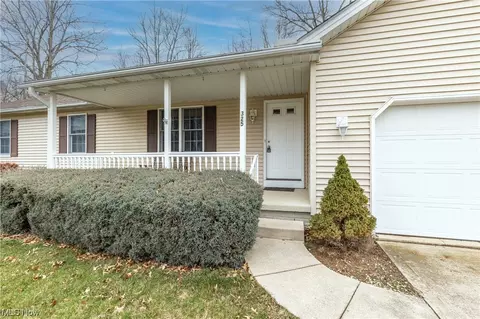 Exterior - 325 Hendrix Blvd, Lagrange, OH 44050 photo 2 of 11