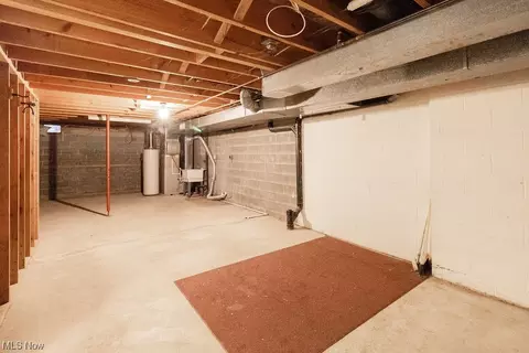 Exterior - 2409 Bunker #E, Willoughby, OH 44094 photo 6 of 6