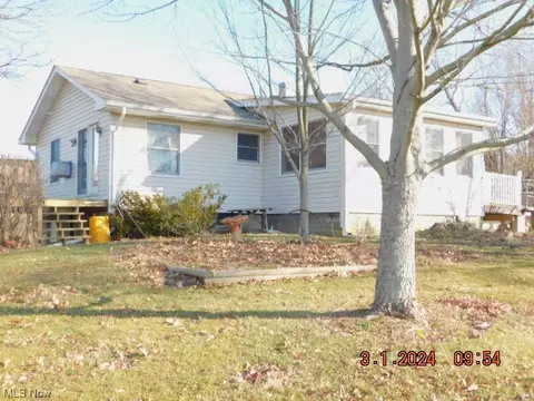 5127 Church St, Conneaut, OH 44030