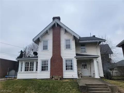 25 11th St NE, Massillon, OH 44646