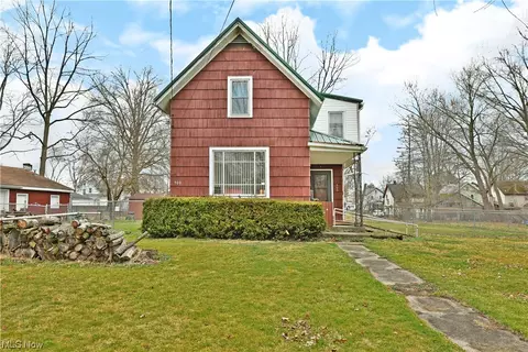 900 Mason NW, Warren, OH 44485