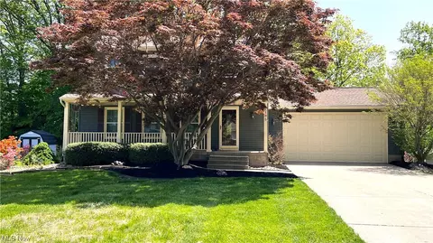 7105 Brandywine Dr, Mentor, OH 44060
