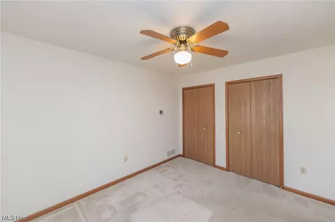 Bedroom - 328 Kansas Ave, Elyria, OH 44035 photo 4 of 7
