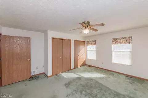 Bedroom - 328 Kansas Ave, Elyria, OH 44035 photo 2 of 7