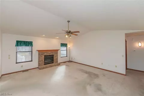 Living - 328 Kansas Ave, Elyria, OH 44035 photo 1 of 3
