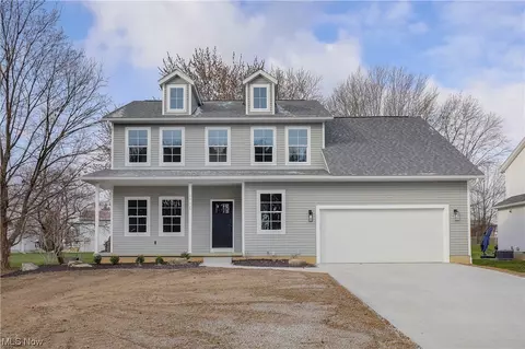 10527 Mogadore Ave NW, Uniontown, OH 44685
