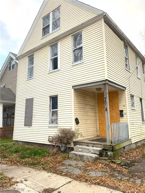 7818 Eve, Cleveland, OH 44102
