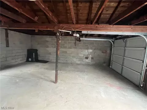 Exterior - 431 Delmar Ave, Akron, OH 44310 photo 5 of 5